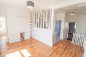 Living Area / Kitchen- click for photo gallery